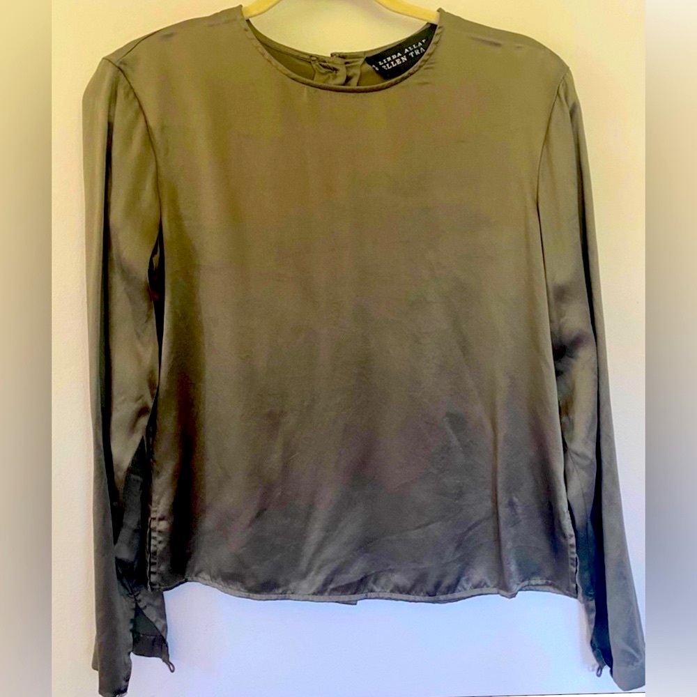 Silk Satin Long Sleeve Back Button Blouse Small